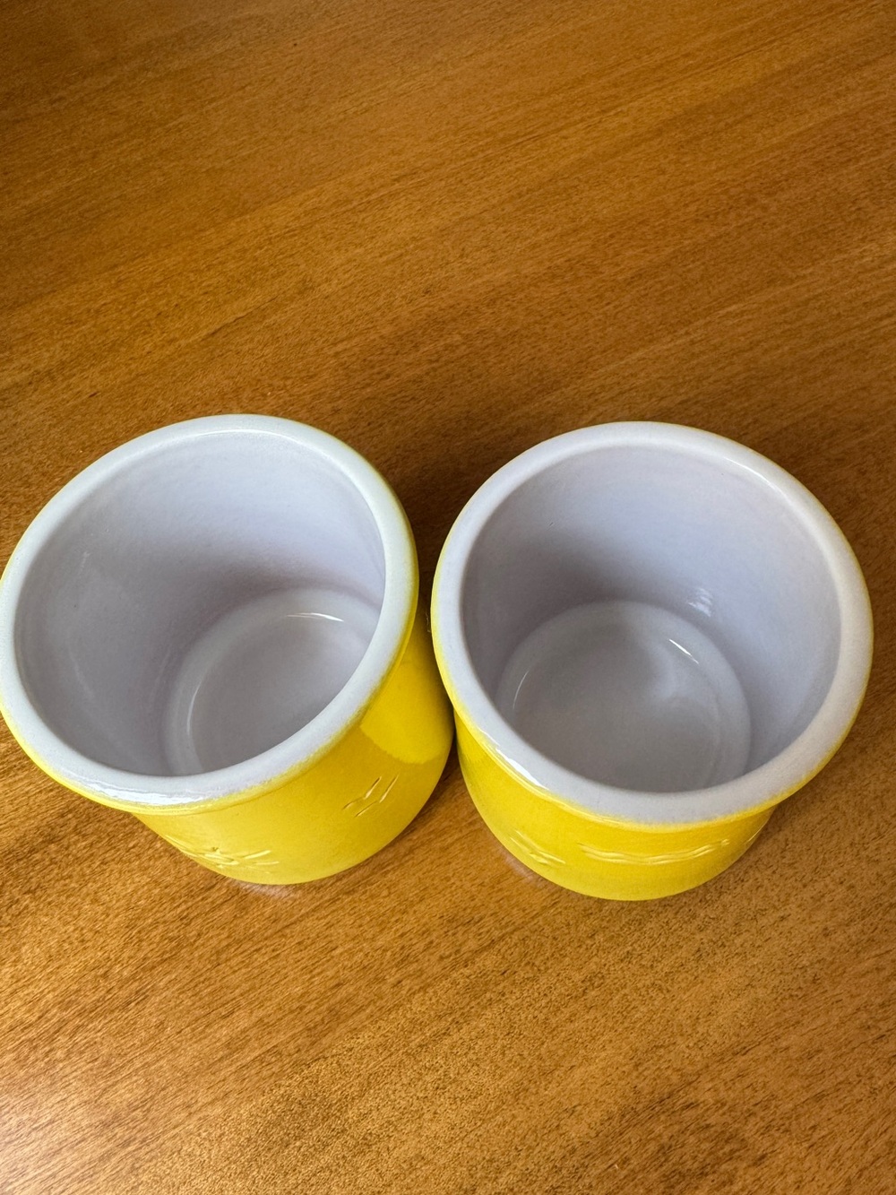 Set of 2 Limited Edition La Fermiere Terracotta Yogurt Pots Sunny Yellow - Picture 2 of 3